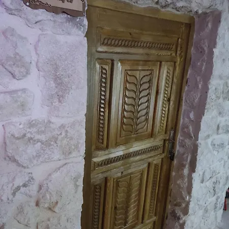 Fiesta Stone House Отель *