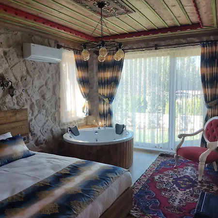 Отель Fiesta Stone House