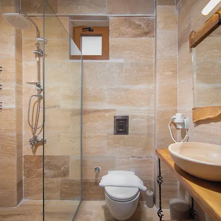 Fiesta Stone House Невшехир