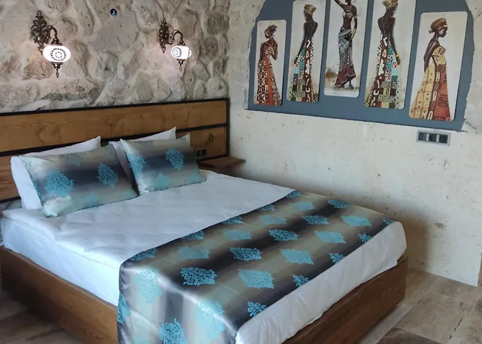 Fiesta Stone House *