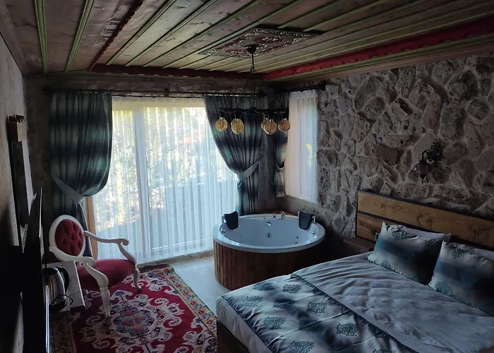 Fiesta Stone House Hotel